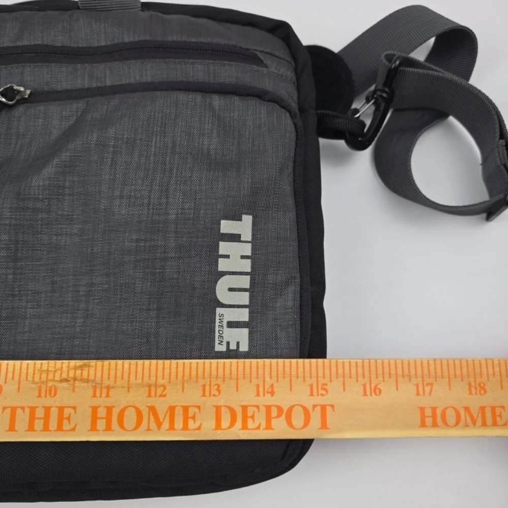 Thule Stravan Deluxe 15